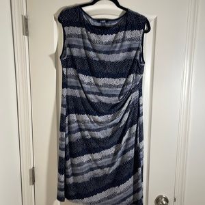 Chaps Sleeveless Dress, Knee Length, Navy Print, Side Ruching- Size XL